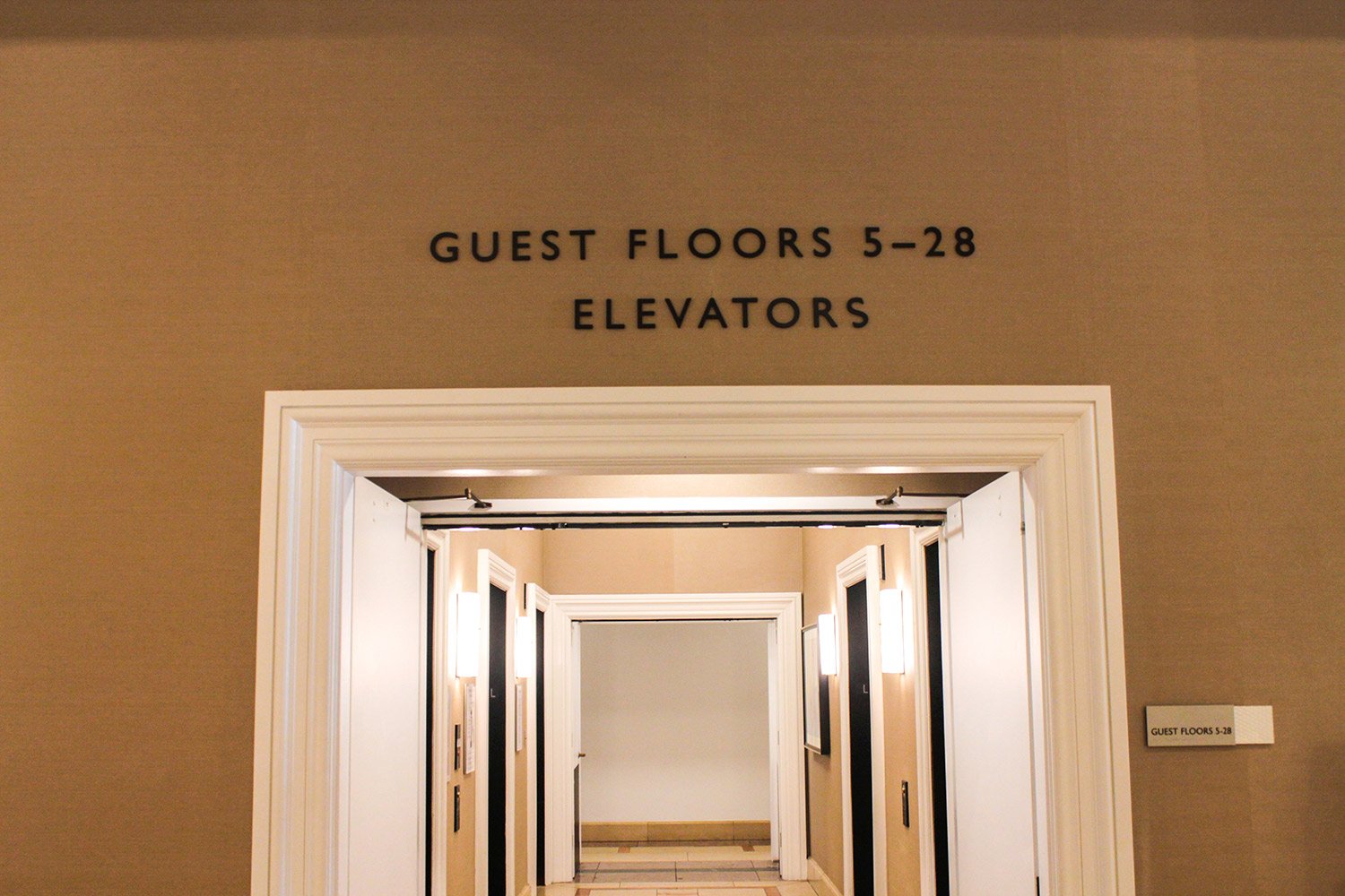 300-Hyatt-guest-floors