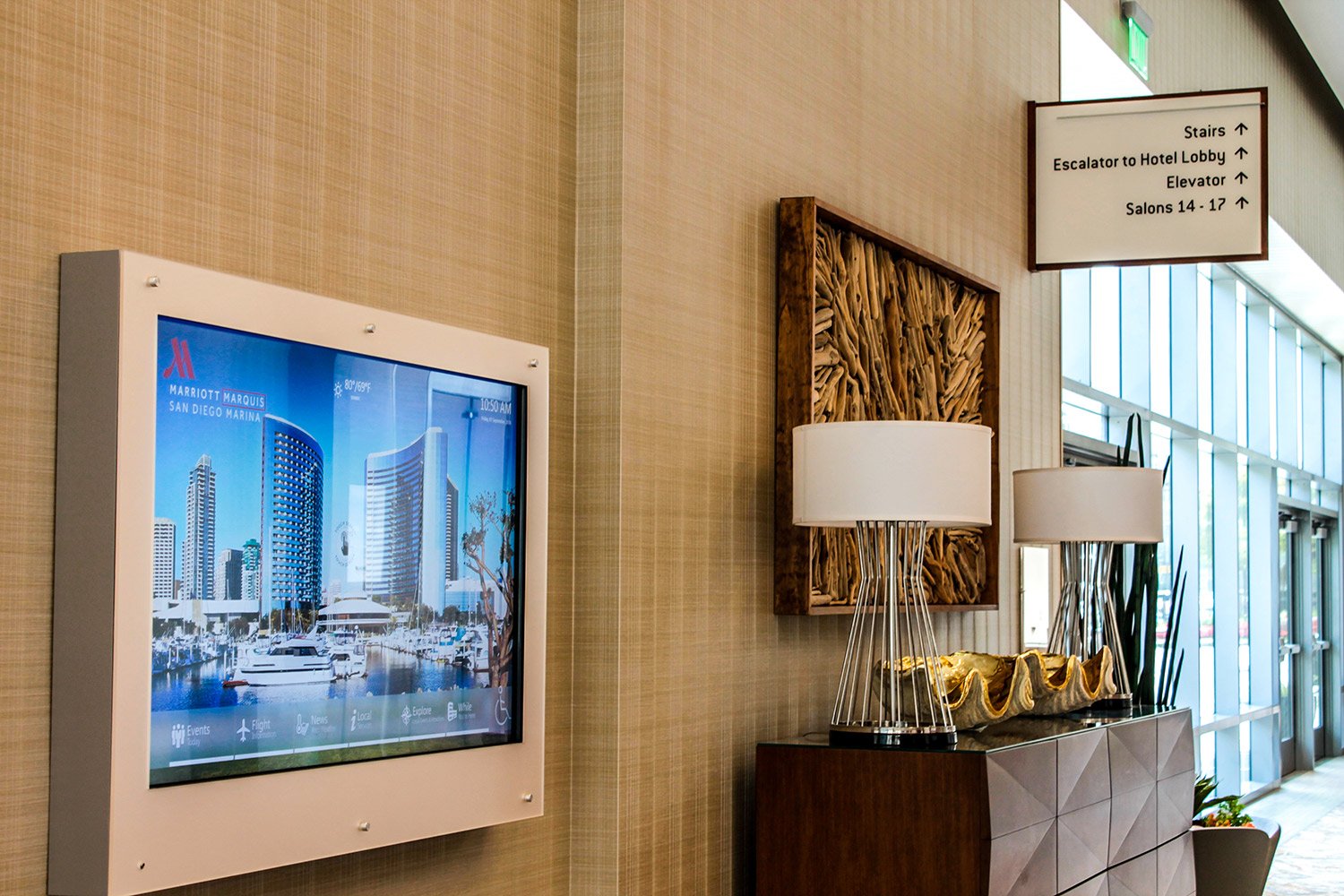 300---Marriott---Display-and-Directional