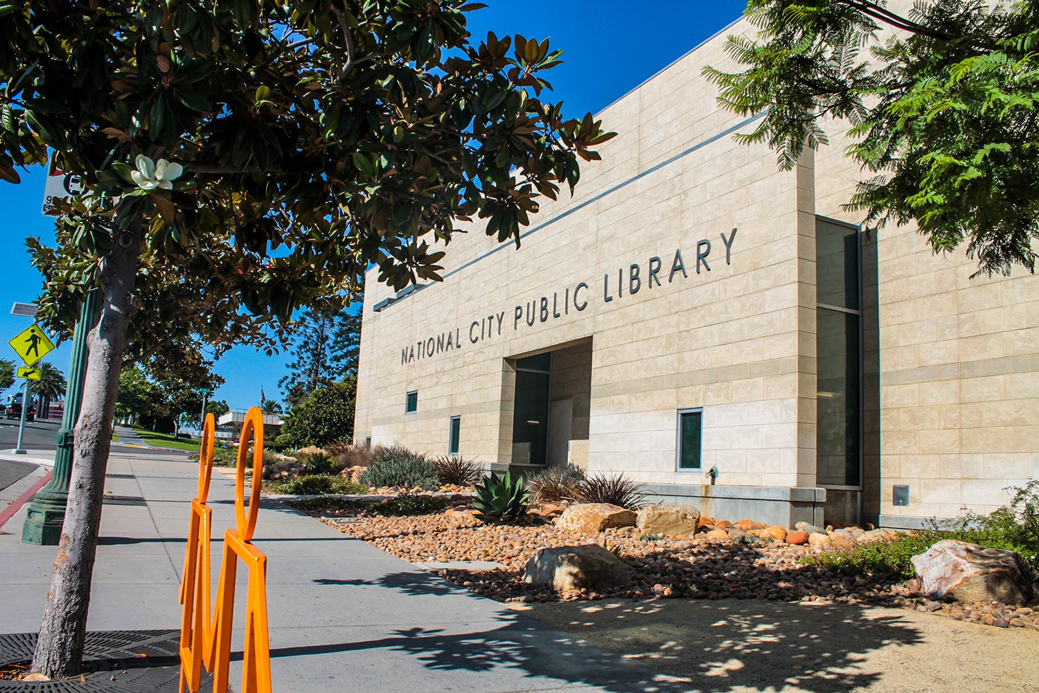 300-national-city-library--main-signage