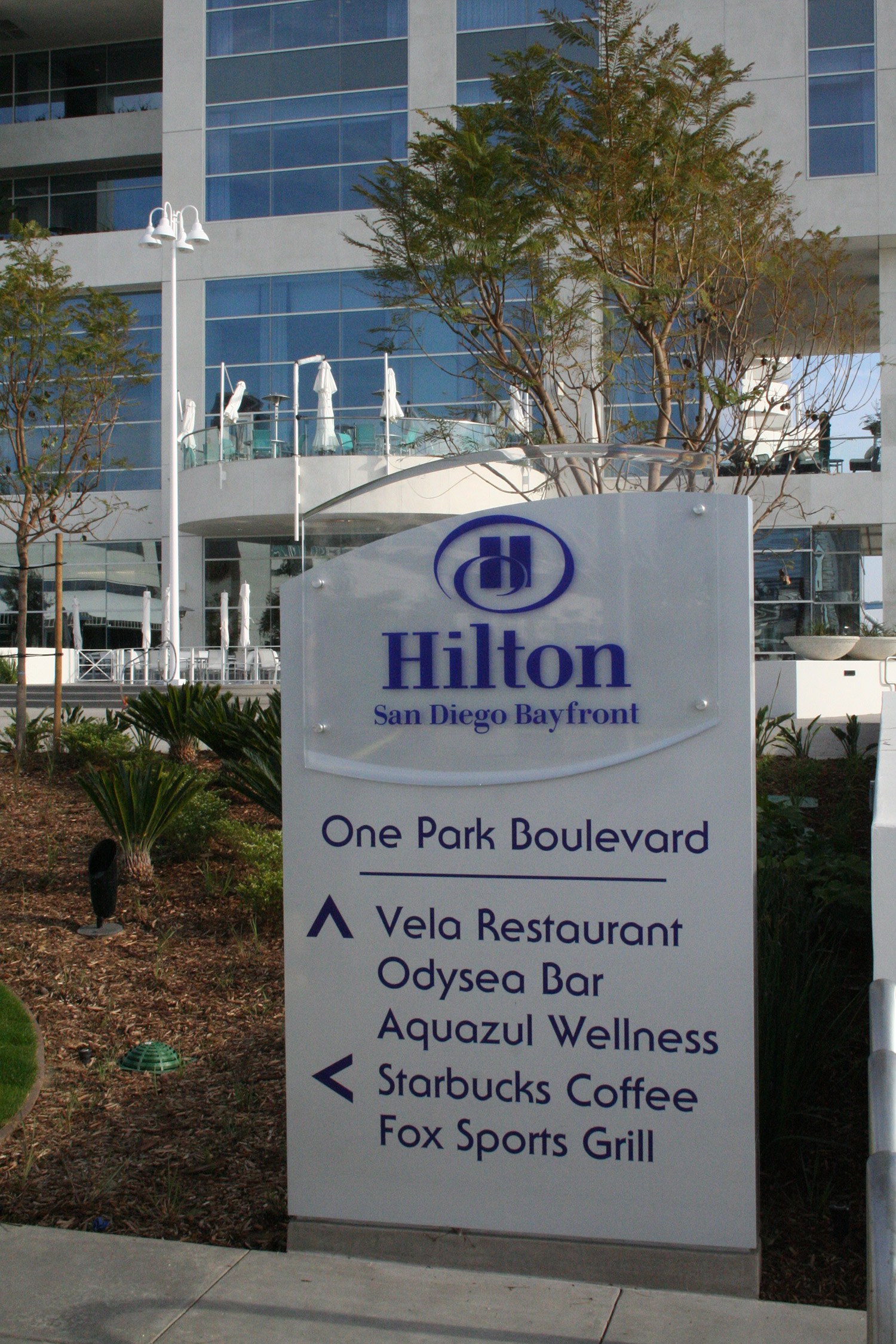 AS_Hilton-Outdoor-Sign-9_12'08